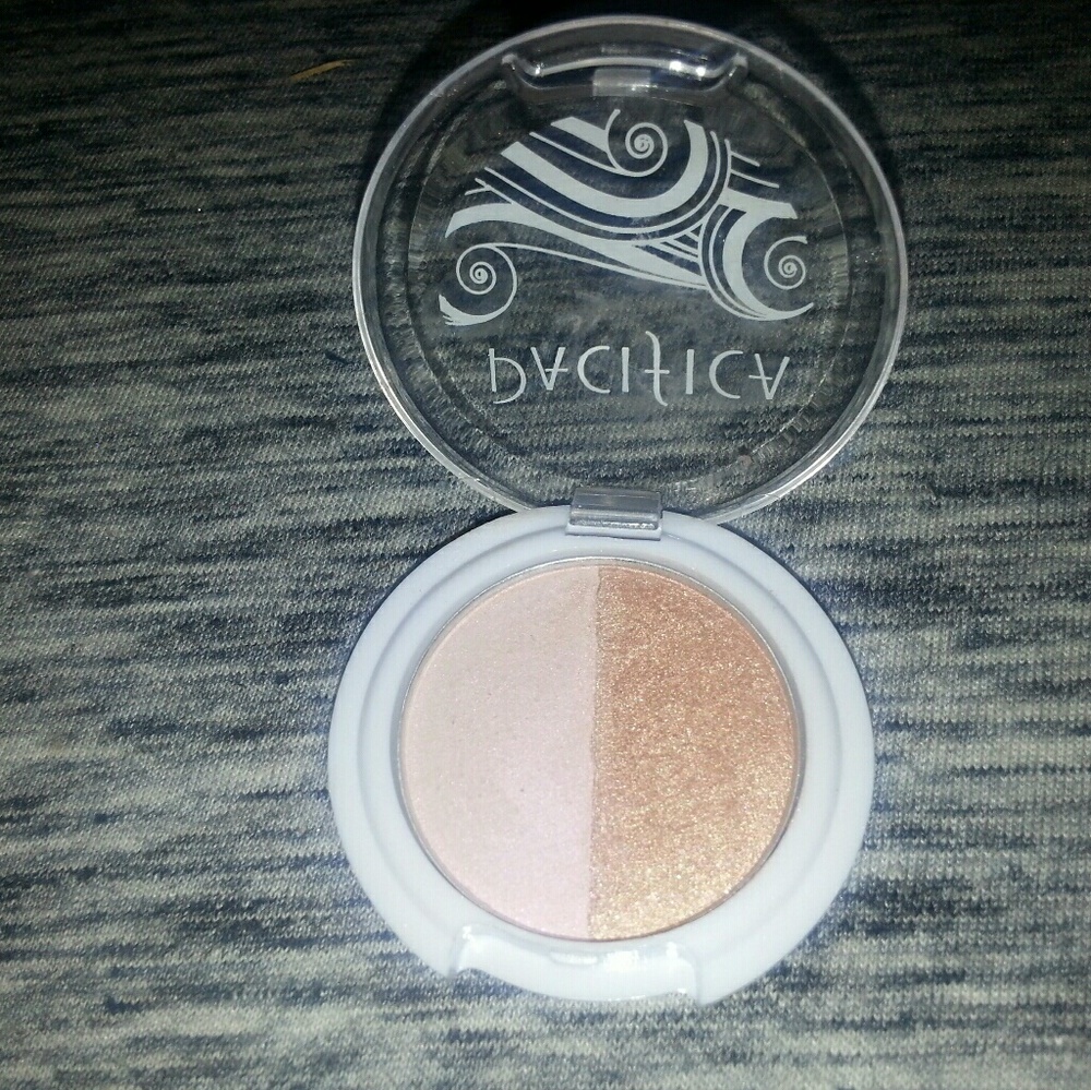 Pacifica duo 1 eyeshadow